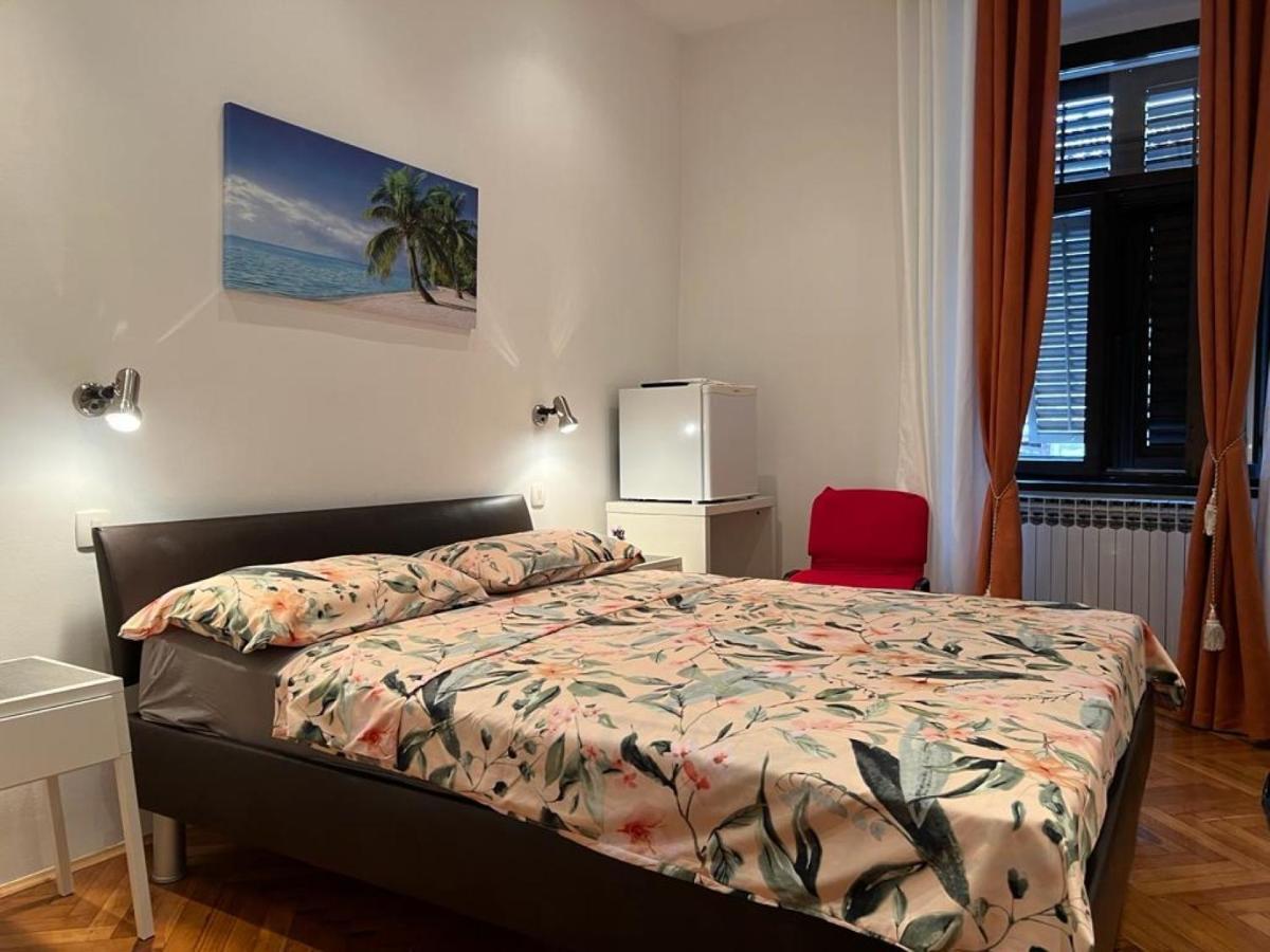 Rooms Aida Pula Exterior photo
